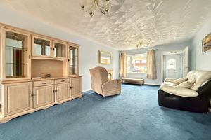 Lounge/Diner- click for photo gallery